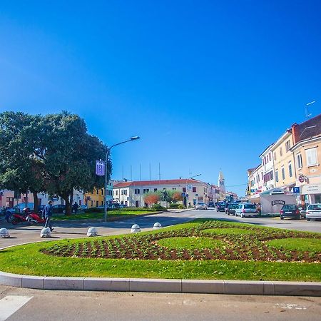 Apartments Simonetti Пореч Екстериор снимка